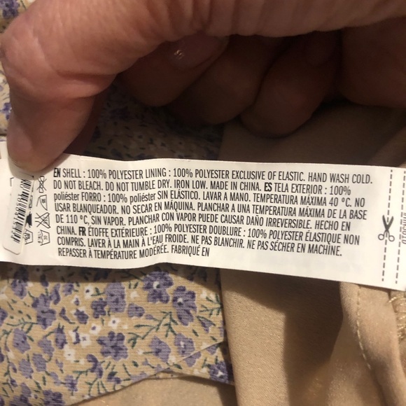 Free the Roses Floral Smocked Boho Dress with puff sleeves and flowers size L - Picture 11 of 11